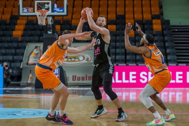 锁定了胜利 锁定了胜利