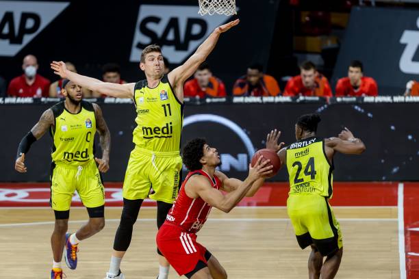 吸引了众多 吸引了众多