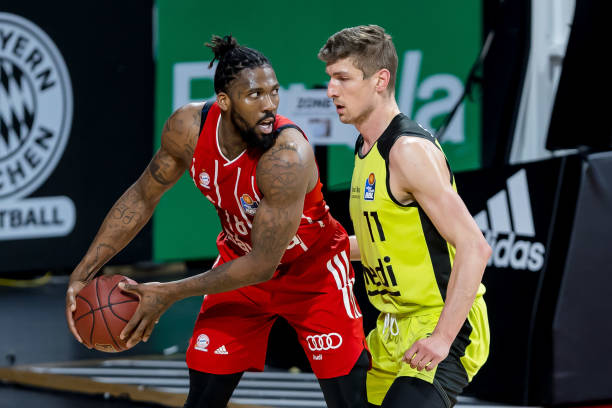 技舞台的价 技舞台的价