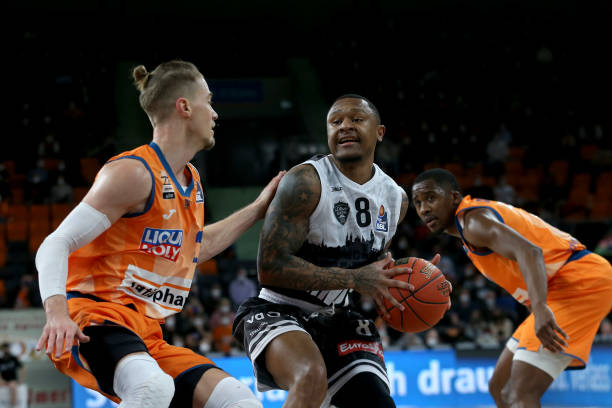 尤其在穆德 尤其在穆德